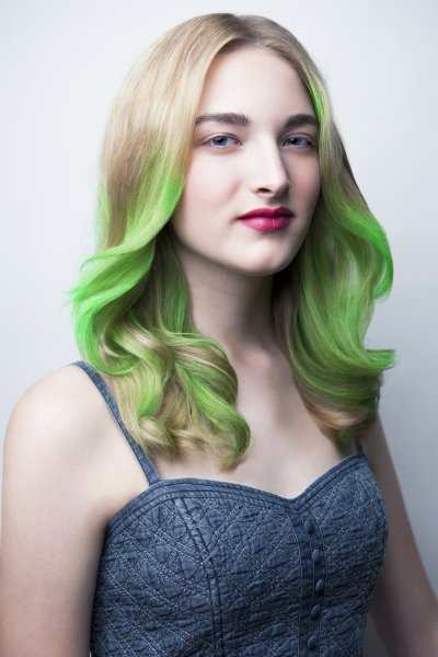 Чистая работа: как избавиться от зеленой краски с волос