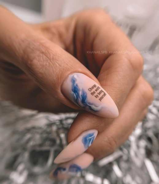 Новинки дизайна ногтей 2022 года: последние стильные идеи